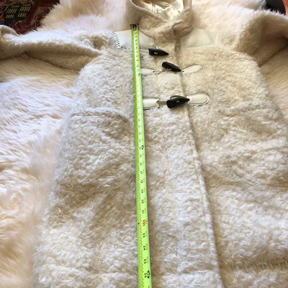 Coach ivory Mohair Faux Fur leather patch duffle coat Zippered M - Picture 12 of 16